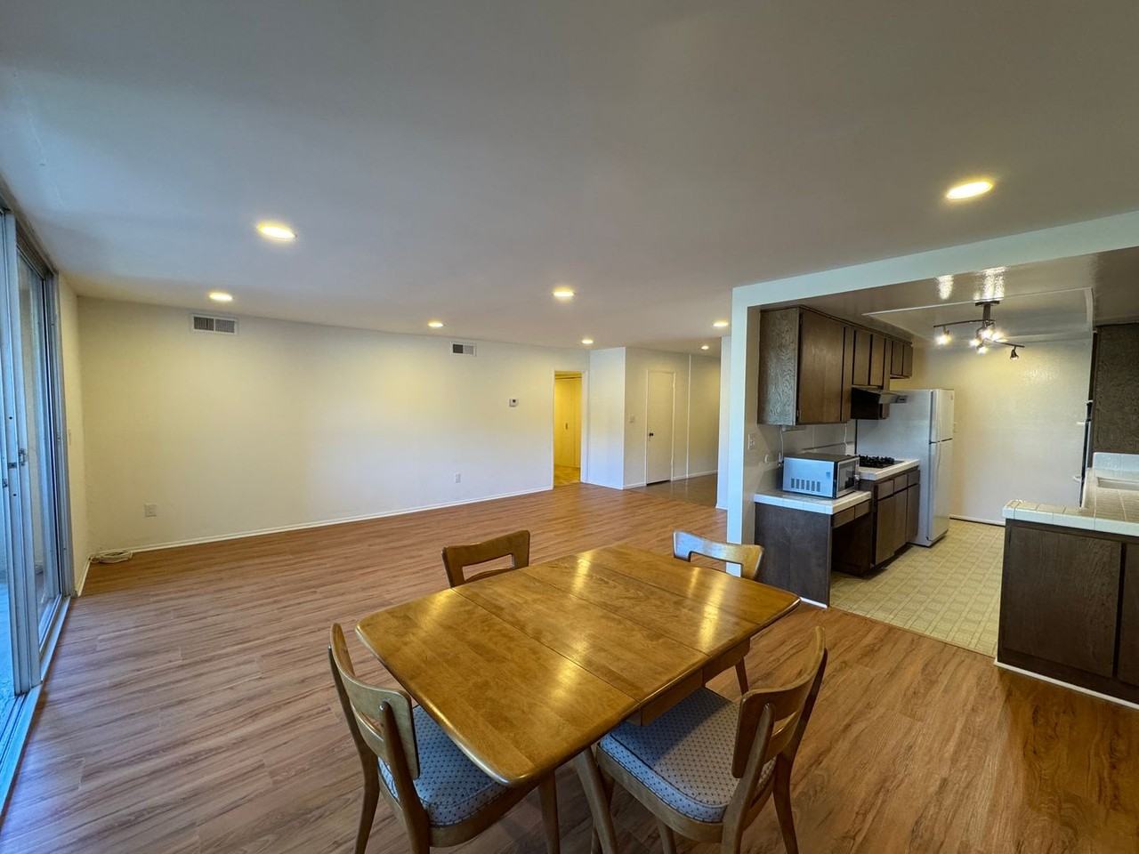 330 W California Blvd - Photo 7 of 26