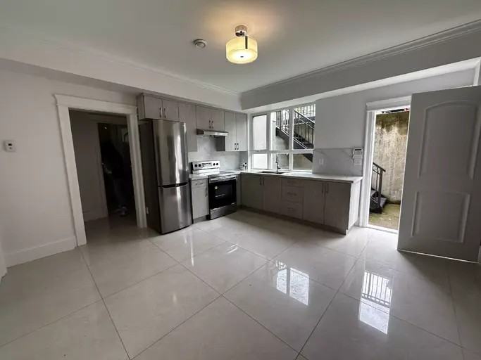 1206 Blaine Dr - Photo 5 of 10