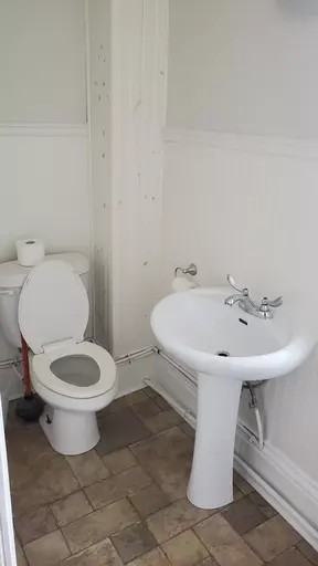 19 Albert St N #3 - Photo 7 of 14