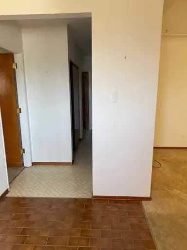 7112 99 Ave Nw - Photo 2 of 16