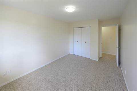 9409 94 Avenue - Photo 5 of 8