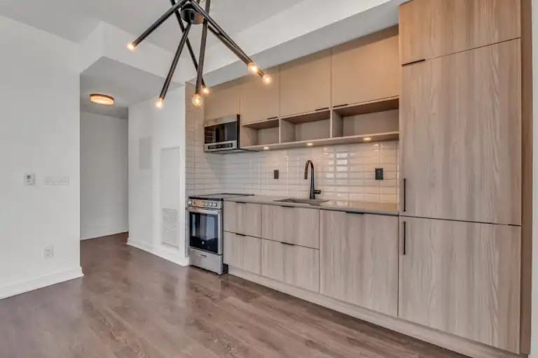 180 Mill Street - Photo 6 of 22