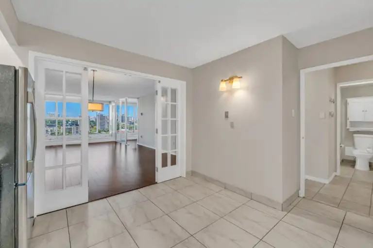 110 Bloor Street West - Photo 4 of 22