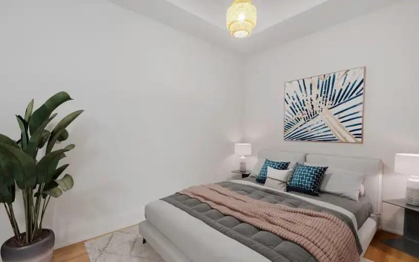 1542 King Street West - Photo 7 of 11