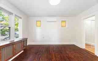 featured image of 379 Parkside Drive