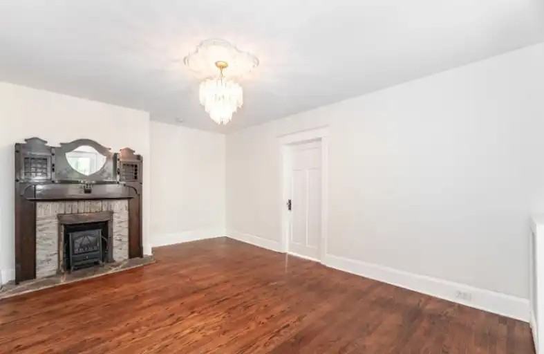 379 Parkside Drive - Photo 3 of 10