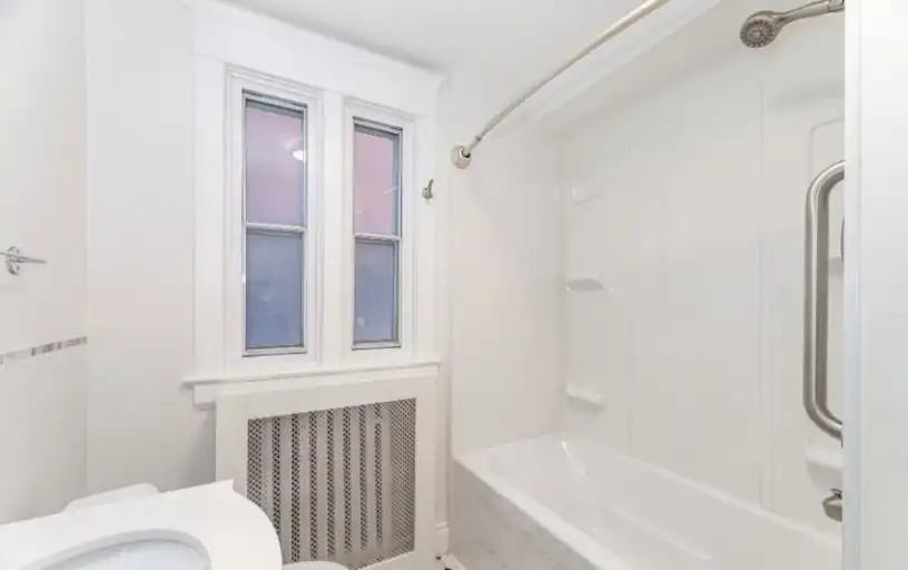 379 Parkside Drive - Photo 7 of 10