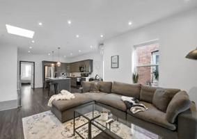 featured image of 2243 Dundas Street West