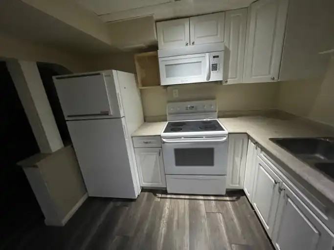 7 Hawkins Cres - Photo 2 of 10