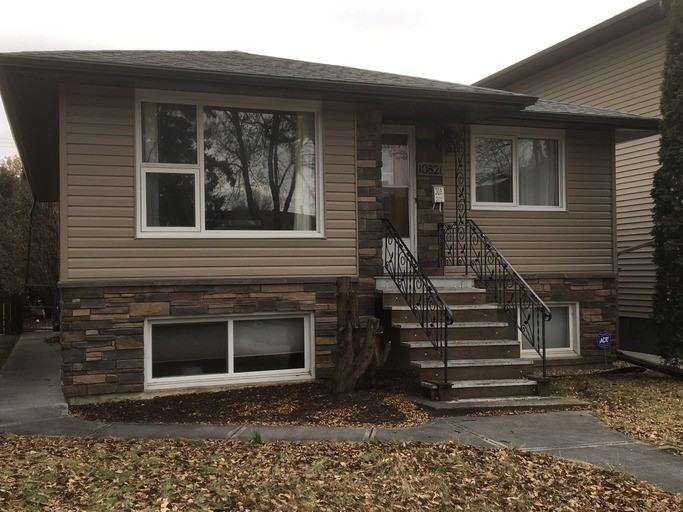 10821 74 Ave Nw - Photo 6 of 11