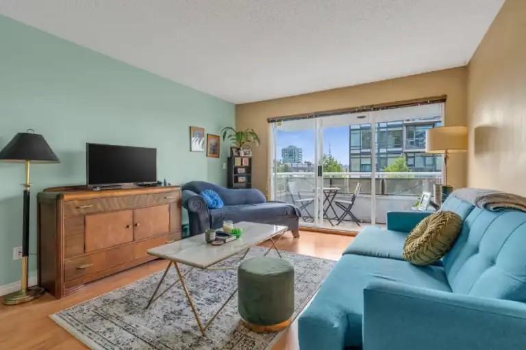 1412 14th Ave W #D16 - Photo 3 of 15