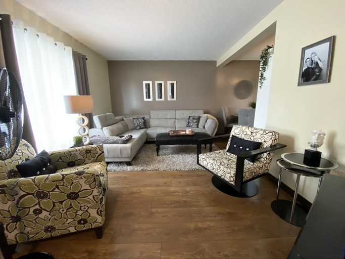 1503 9 Ave - Photo 6 of 21