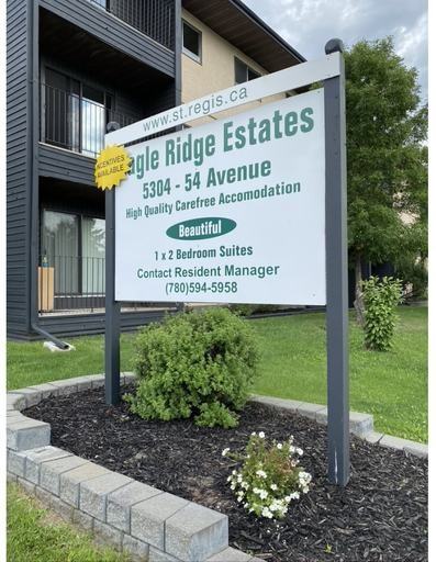 5304 54 Ave - Photo 2 of 11