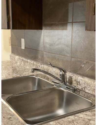 5304 54 Ave - Photo 6 of 11