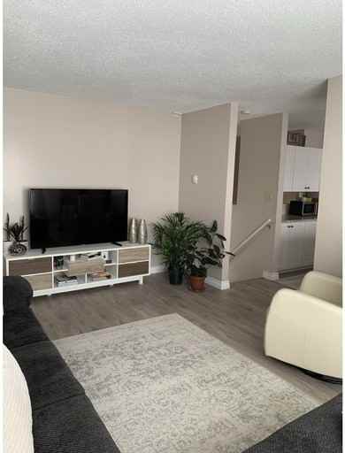 1300 12th Ave Sw - Photo 5 of 15