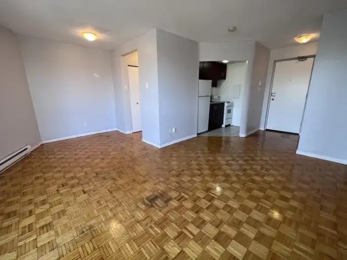1160 Merivale Rd #102 - Photo 3 of 8