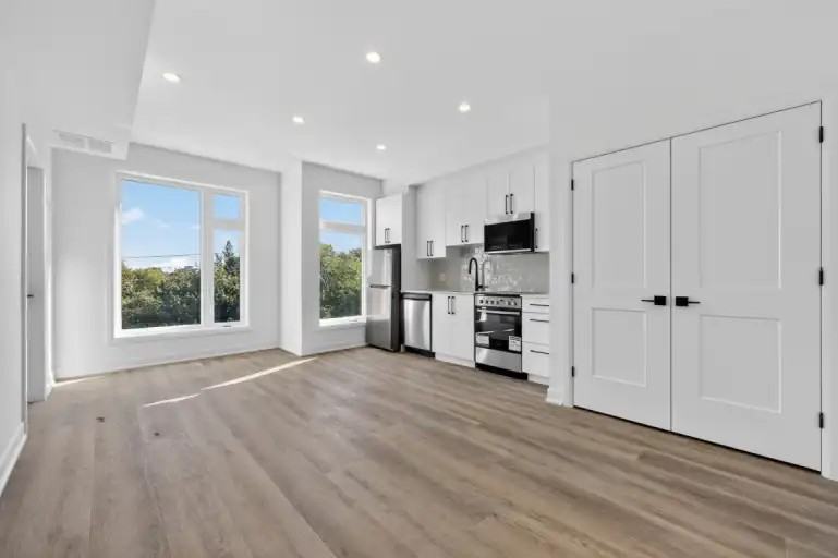 123 Harvey St - Photo 6 of 26