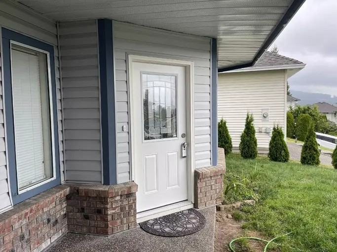 2659 Delahaye Dr - Photo 2 of 14