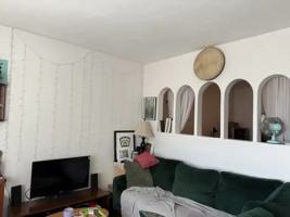 featured image of 811 Kent St #2