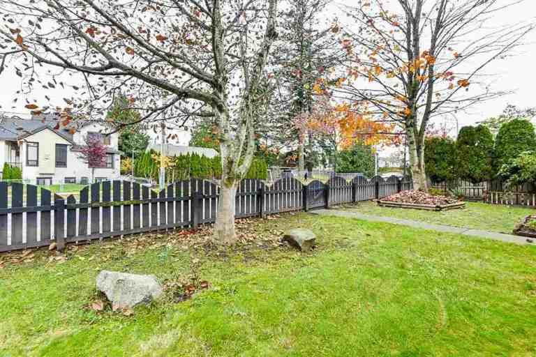 13123 64 Ave #MAIN - Photo 2 of 22