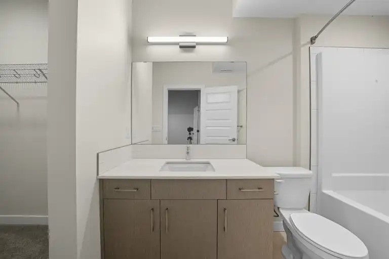 10 Lake St #102B - Photo 6 of 8