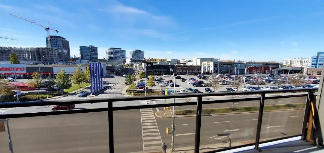 1059 Don Mills Rd - Photo 2 of 7