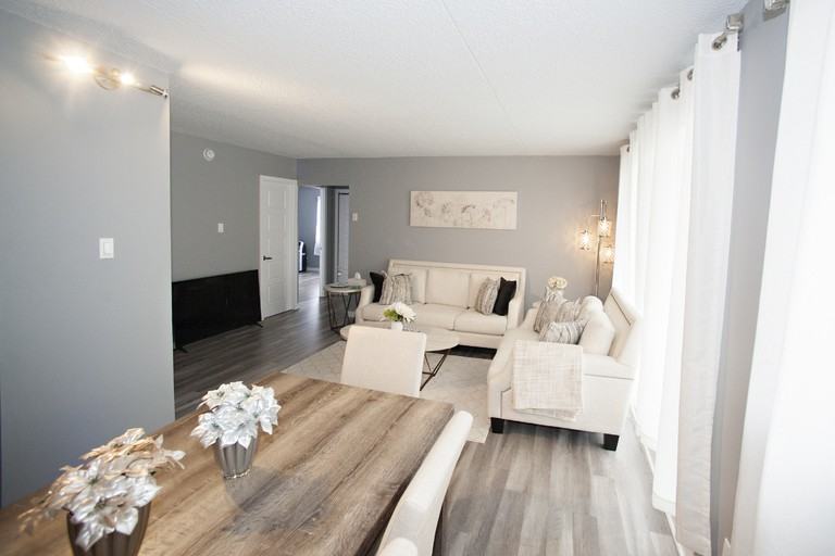 1421 Brookdale Ave #415 - Photo 3 of 8