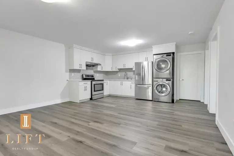 16695 31b Avenue - Photo 3 of 12