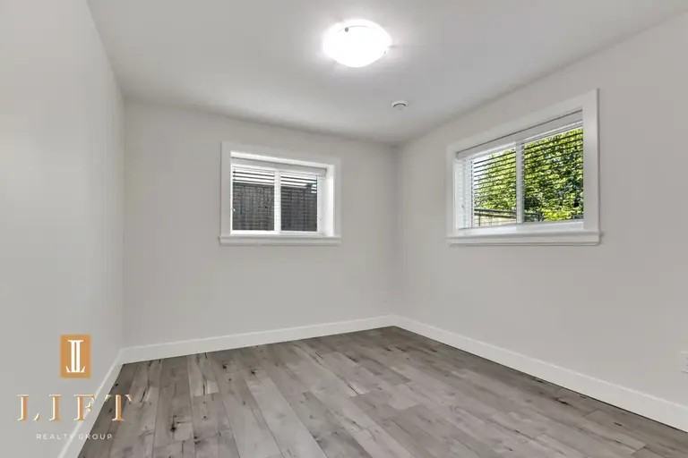 16695 31b Avenue - Photo 6 of 12