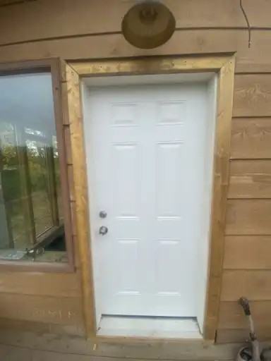 10849 27 Avenue - Photo 3 of 20