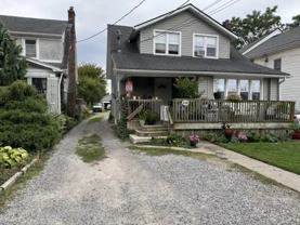 336 Queenston St - Photo 1 of 1