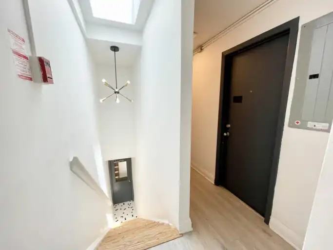 15 Thorburn Ave #204 - Photo 6 of 17