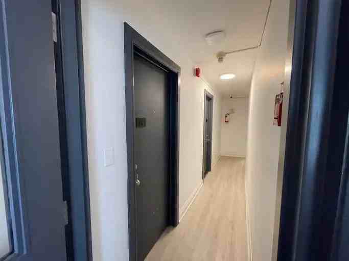 15 Thorburn Ave #204 - Photo 7 of 17