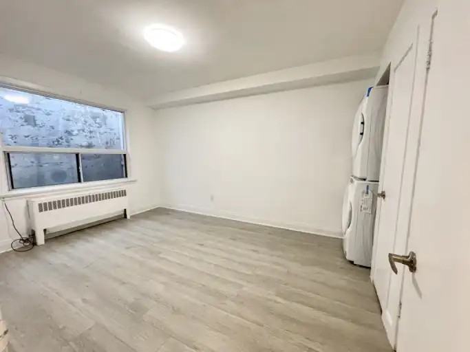 1980 Eglinton Ave W #2 - Photo 3 of 8