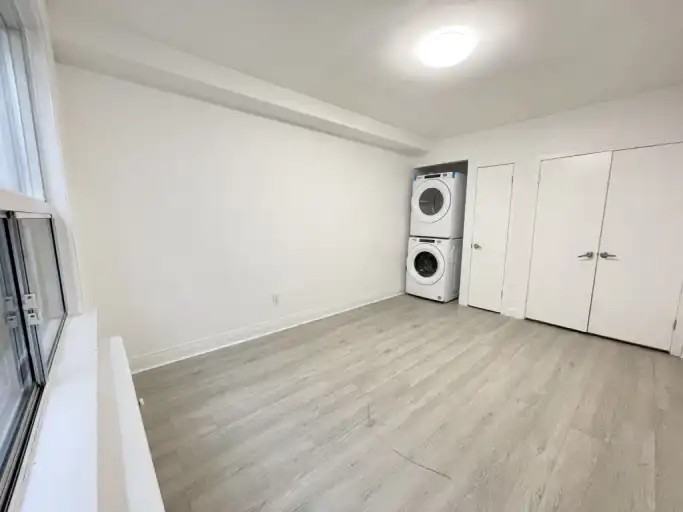 1980 Eglinton Ave W #2 - Photo 5 of 8