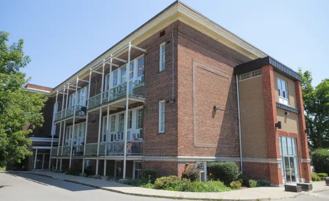 505 Simcoe St S - Photo 1 of 1