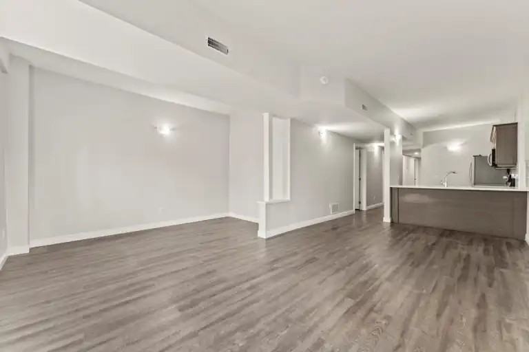 1501 Elsmere Ave #1501 - Photo 2 of 19