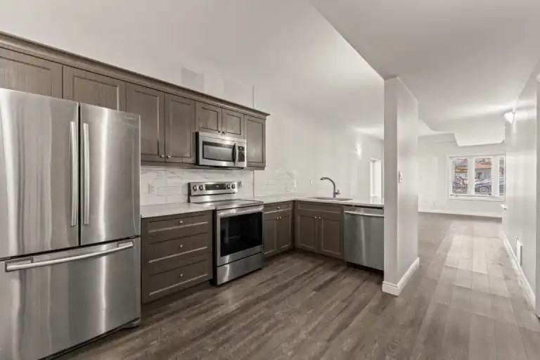 1501 Elsmere Ave #1501 - Photo 7 of 19