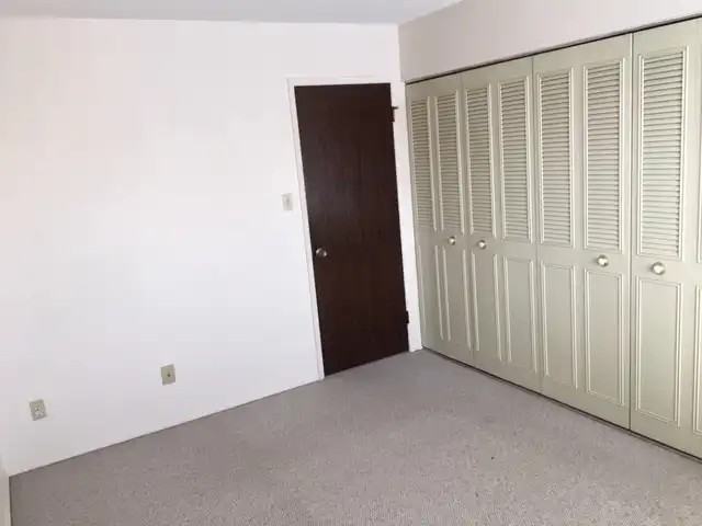 11515 124 NW Ave #7-11 - Photo 5 of 5