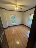 featured image of 118 E Railroad St #6