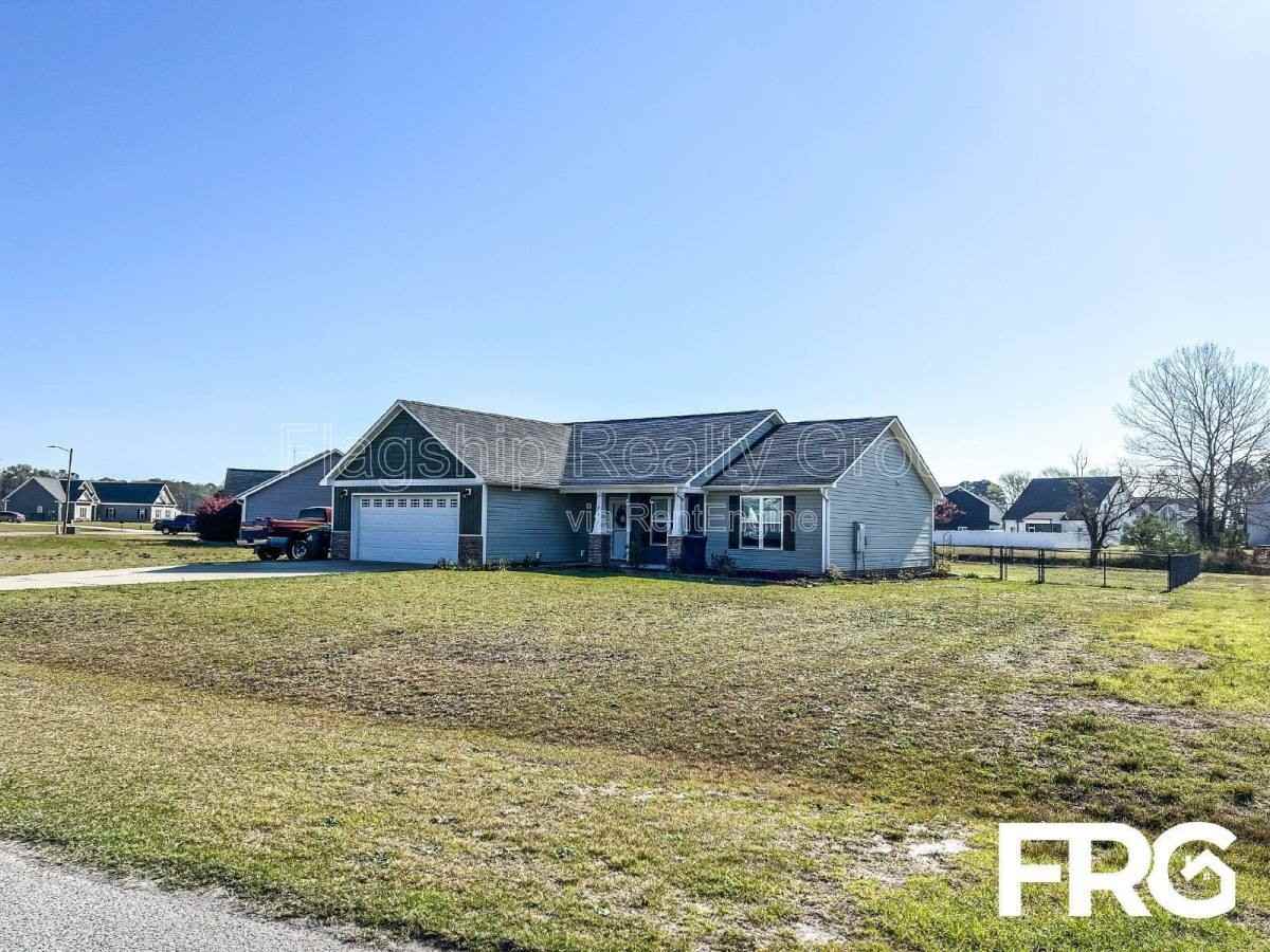 200 Willow Pond Dr - Photo 3 of 10