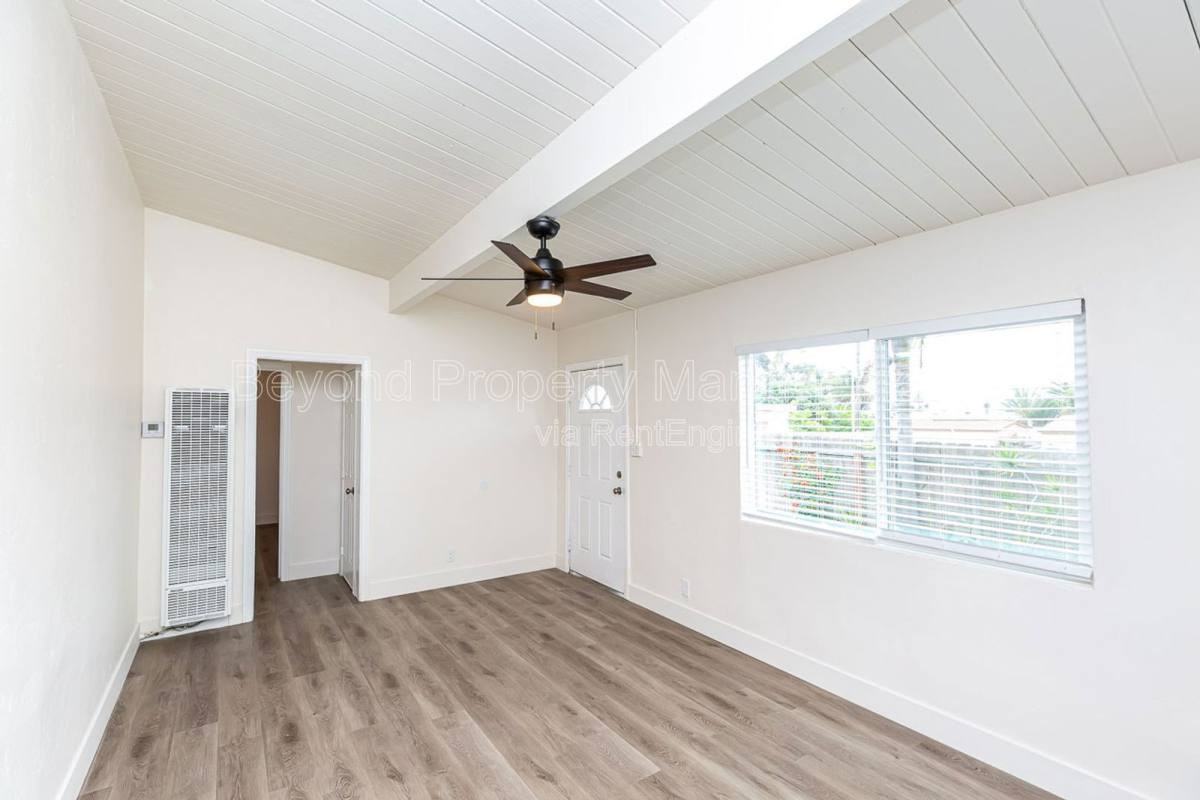 1405 Bush St - Photo 7 of 10