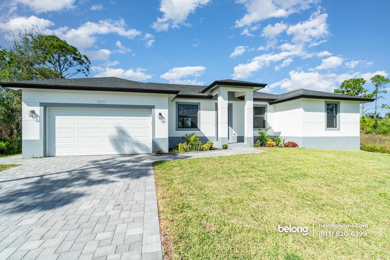 15633 Lakeland Cir - Photo 2 of 18