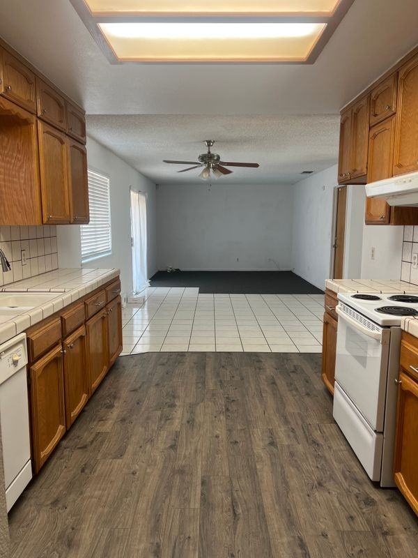 17495 Melba Dr E - Photo 2 of 17