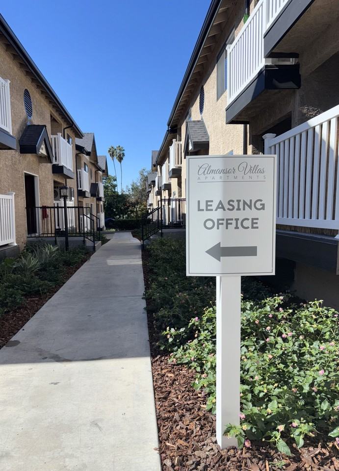 Almansor Villa Apartments - Photo 2 of 11