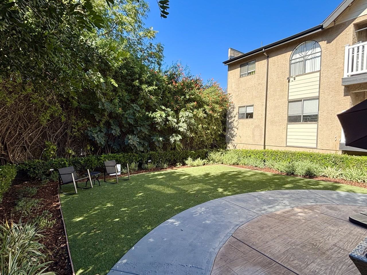 Almansor Villa Apartments - Photo 5 of 11