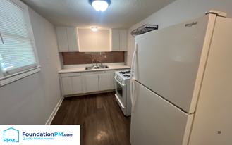 5786 Woodlawn St - Photo 1 of 1