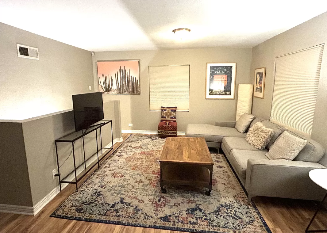 3021 Dexter St - Photo 3 of 17