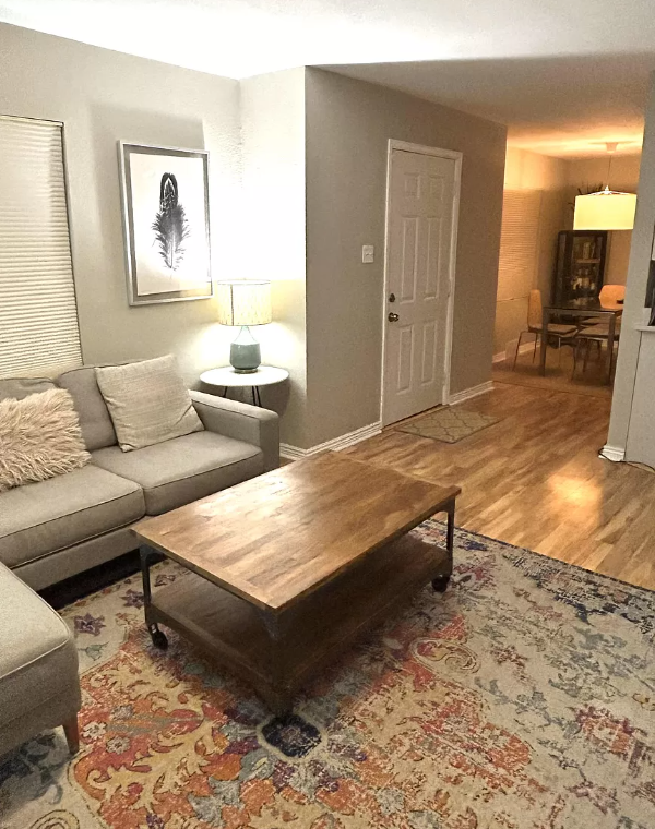 3021 Dexter St - Photo 2 of 17