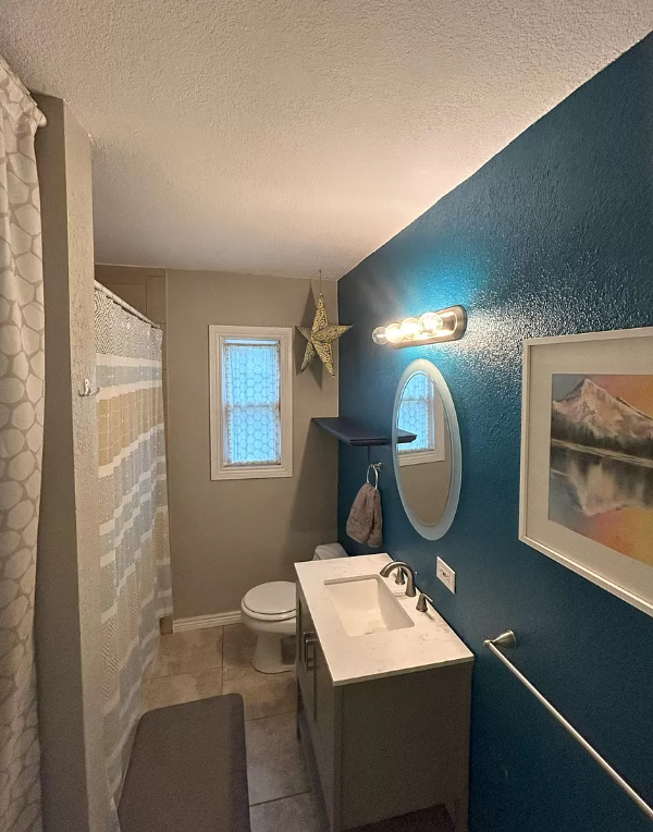 3021 Dexter St - Photo 5 of 17